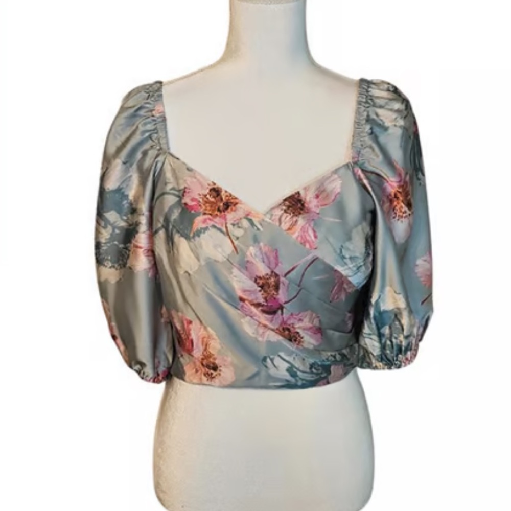 EXPRESS NWT Floral Satin Bow Back Crop Top - Sage Green Pink Size 2